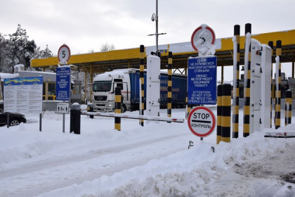 Польско-украинскую границу теперь блокируют с обеих сторон